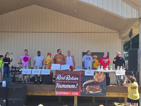 Burger Eating Contest photo 9