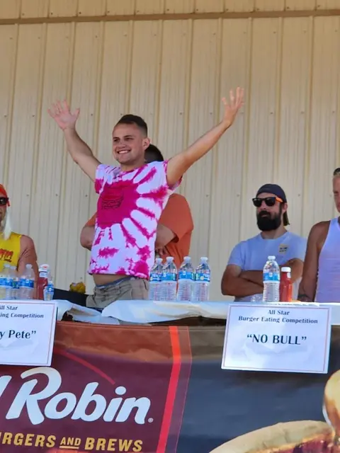 Burger Eating Contest photo 2