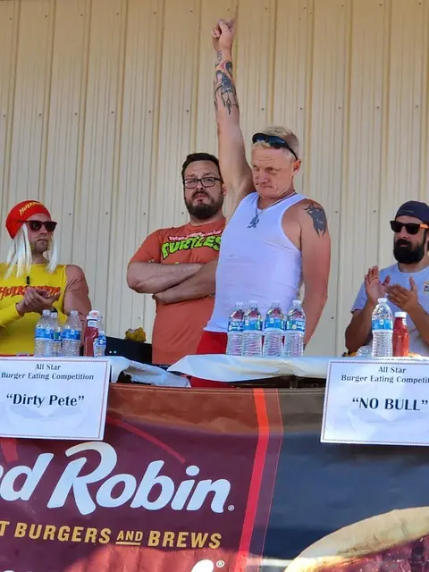 Burger Eating Contest photo 3