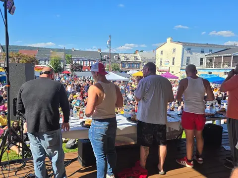 Burger Eating Contest photo 5