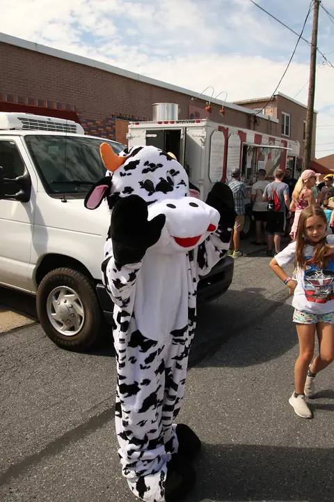 Children's Activities — Taste of Hamburg-er Festival
