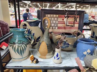 Auntie M's — vendor photo 2 of 4