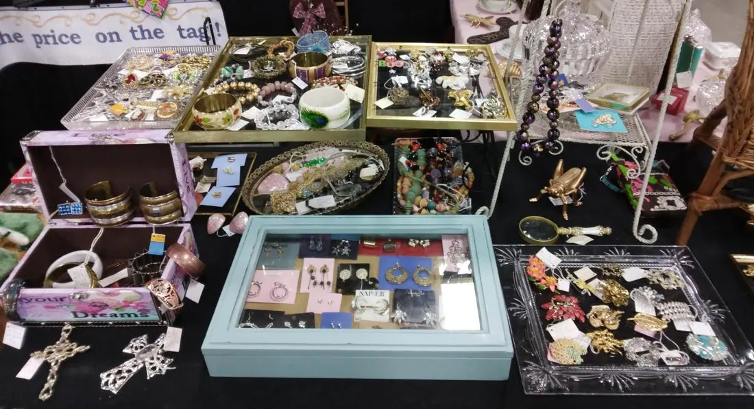 Auntie M's — vendor photo 4 of 4