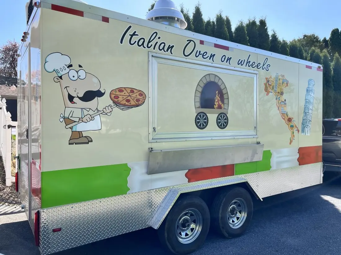 Italian Oven On Wheels — vendor photo 1 of 1
